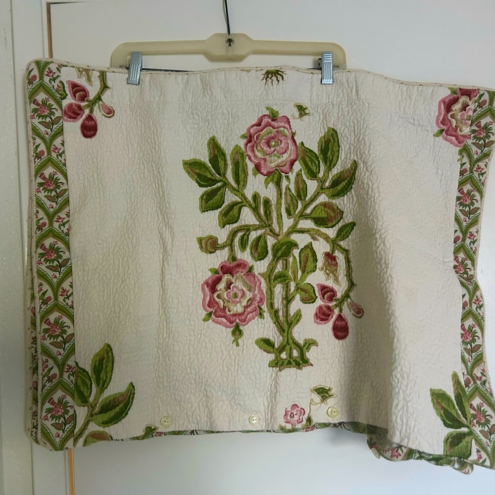 Legacy Home “Covent Garden”Floral Quilted pillow shams!